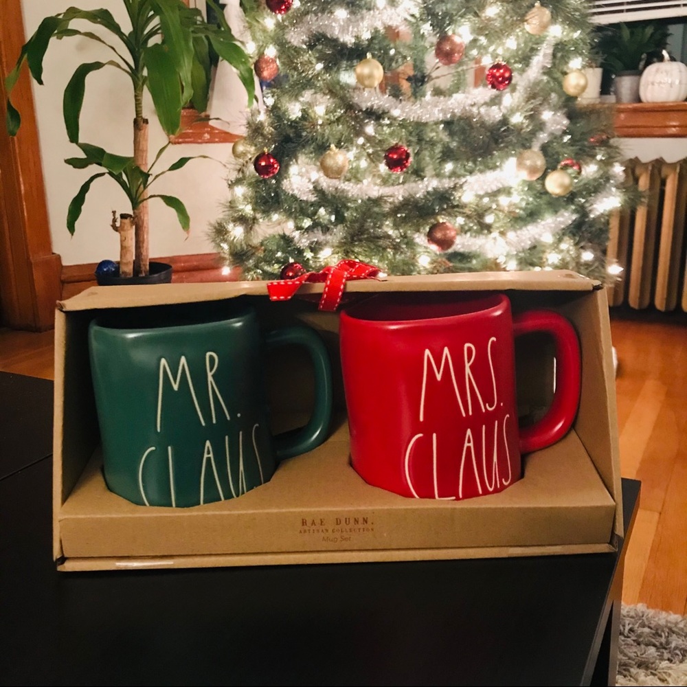 SOLD NWT Rae Dunn Mr & Mrs Claus Mug Set FIRM - Picture 1 of 8